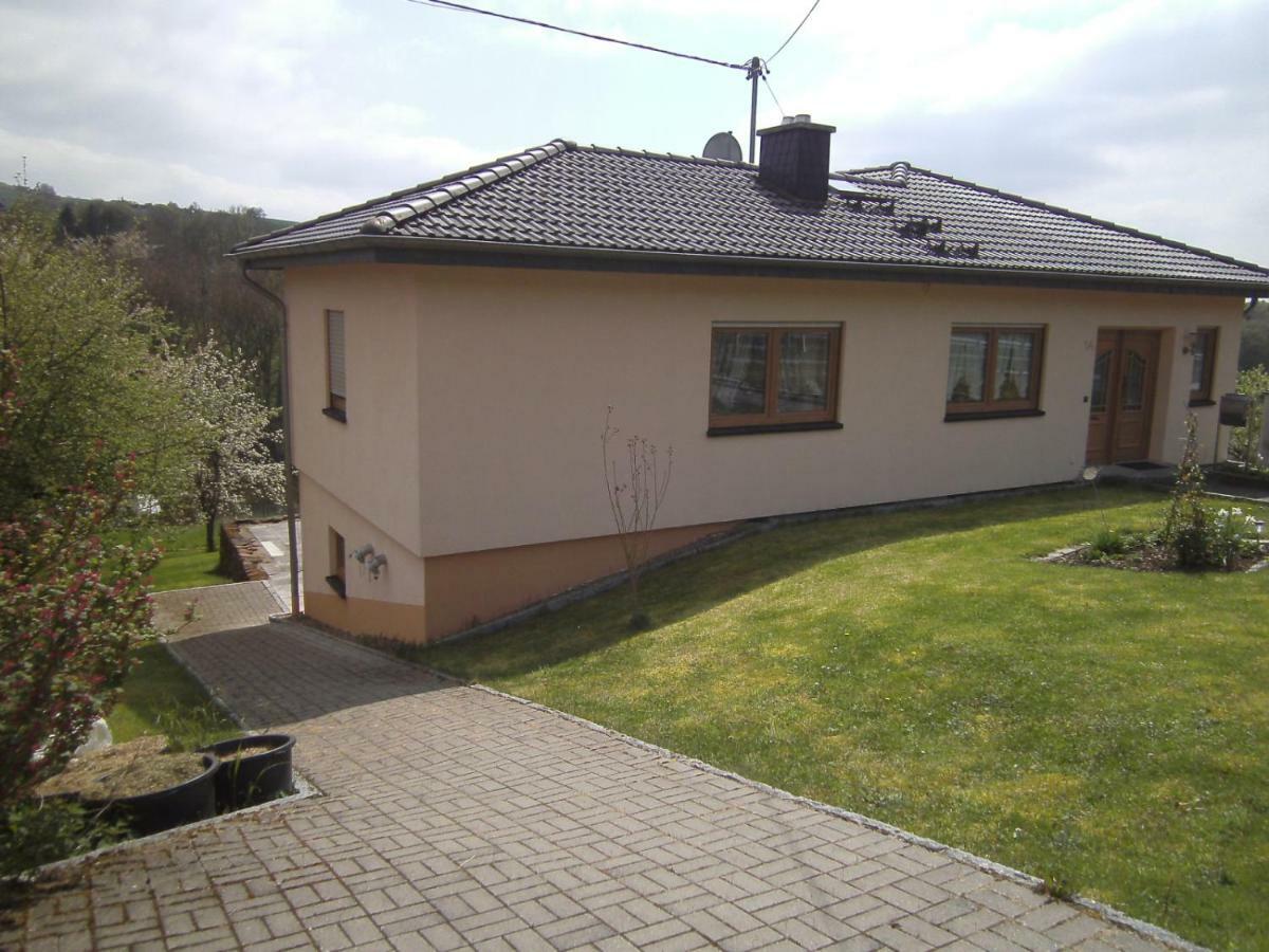 Ferienwohnung Barzen Ralingen Экстерьер фото